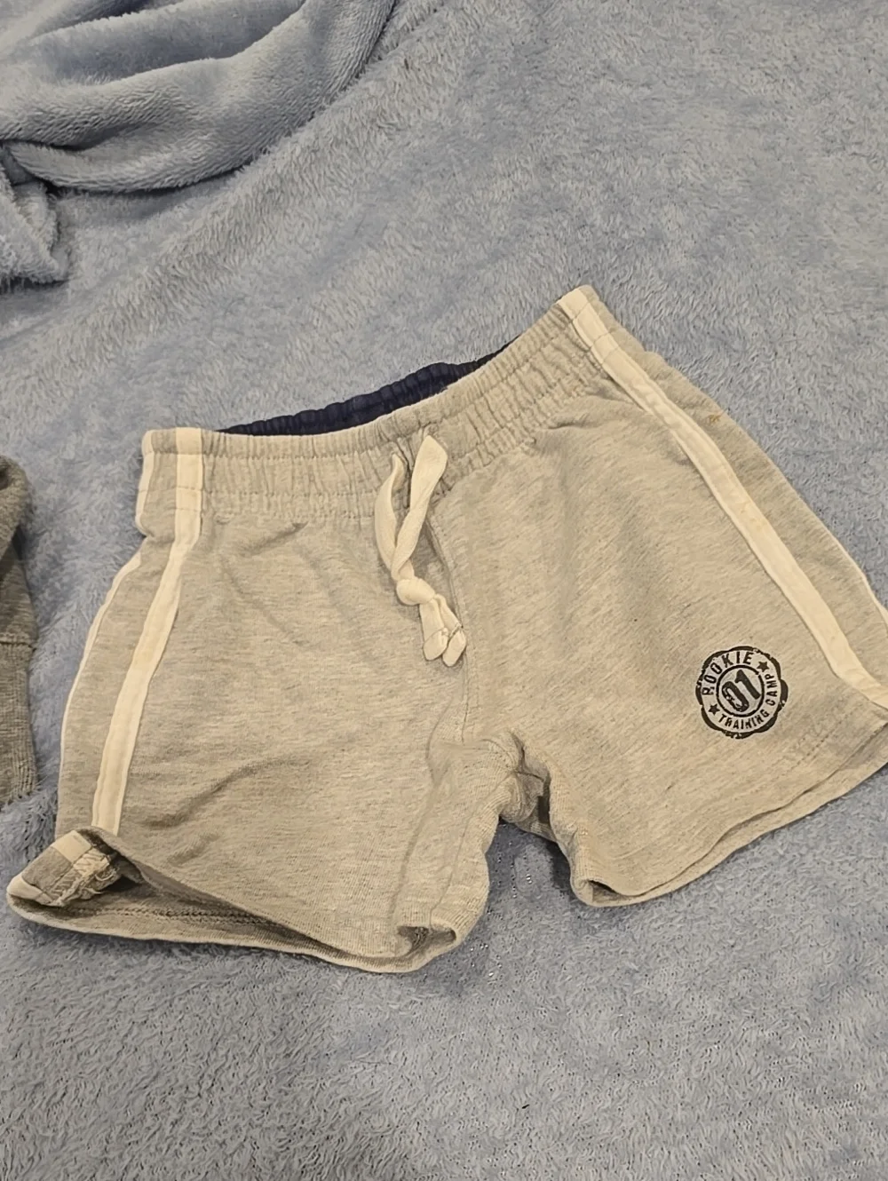 ❤️10/$20 Carter's Navy and Light Gray Elastic Waist Shorts